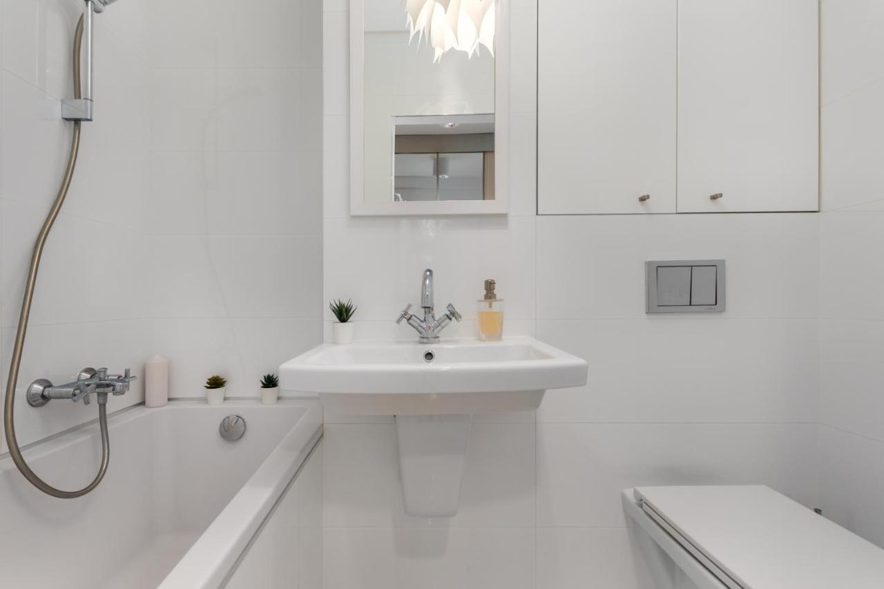 Krolewska 43 By Homeprime Warsaw Luaran gambar